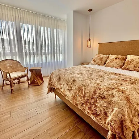 Gh Beiramar 게스트하우스 4*