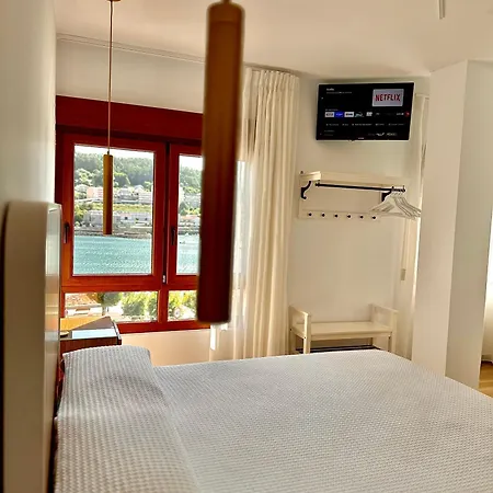 Gh Beiramar Pensión 4*