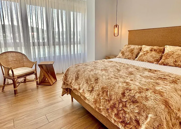 Gh Beiramar 게스트하우스 4*